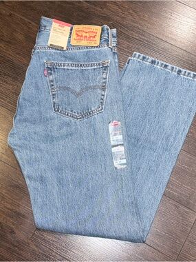 NWT! Levi's 505 Regular Fit Medium Wash Blue Denim Jeans Men’s Size 33x32